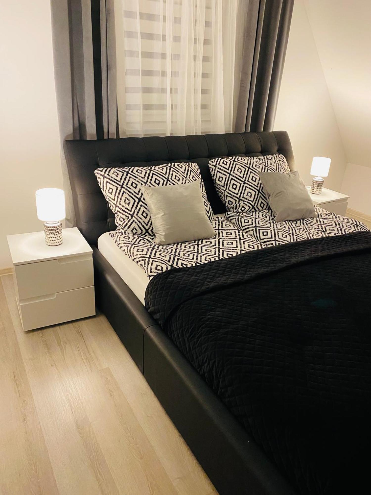 Apartamenty Pod Wieza 1 올스티넥 외부 사진